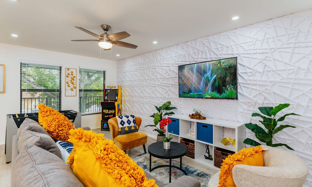 Middle River Terrace Apartment | Modern APT - Close to beach, a neighborhood dock & Downtown and has Free Parking