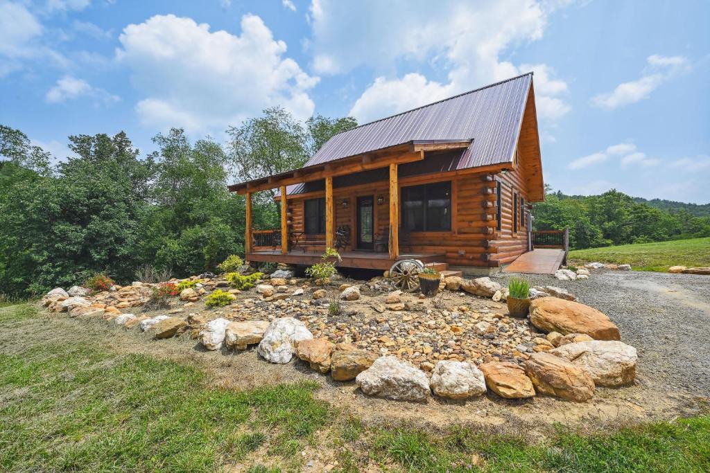 Burks Fork House | Modern Willis Cabin Retreat: 24-Acre Working Farm!