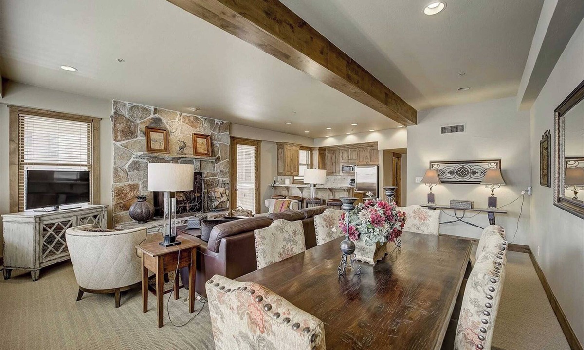 Deer Valley House | Mont Cervin #22 by Avantstay Luxury Ski in Ski out Home in Park City!