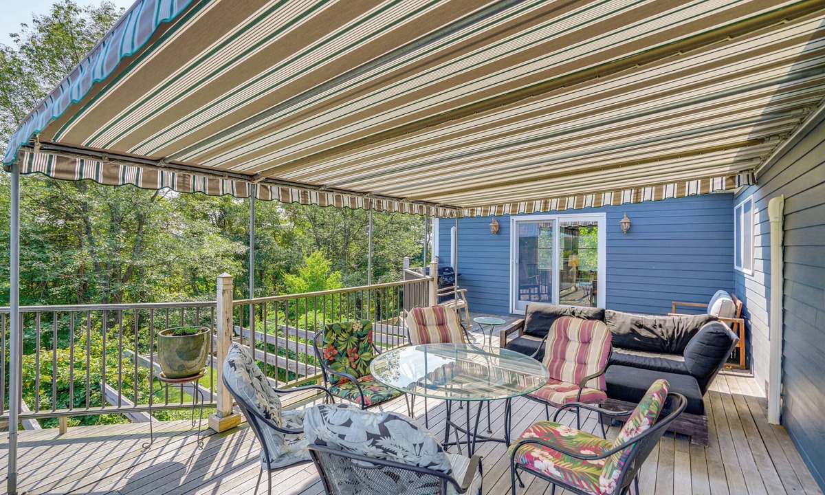 Hollowville House | Mtn-View Retreat in Huson Valley: Great for Groups