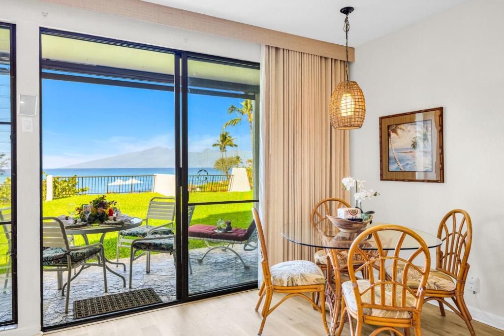 Napili Apartment | Napili Point Water Front 5 FREE CARS KBM Resorts Water Front 5 Units 8 Bedrooms NAP ML-3619