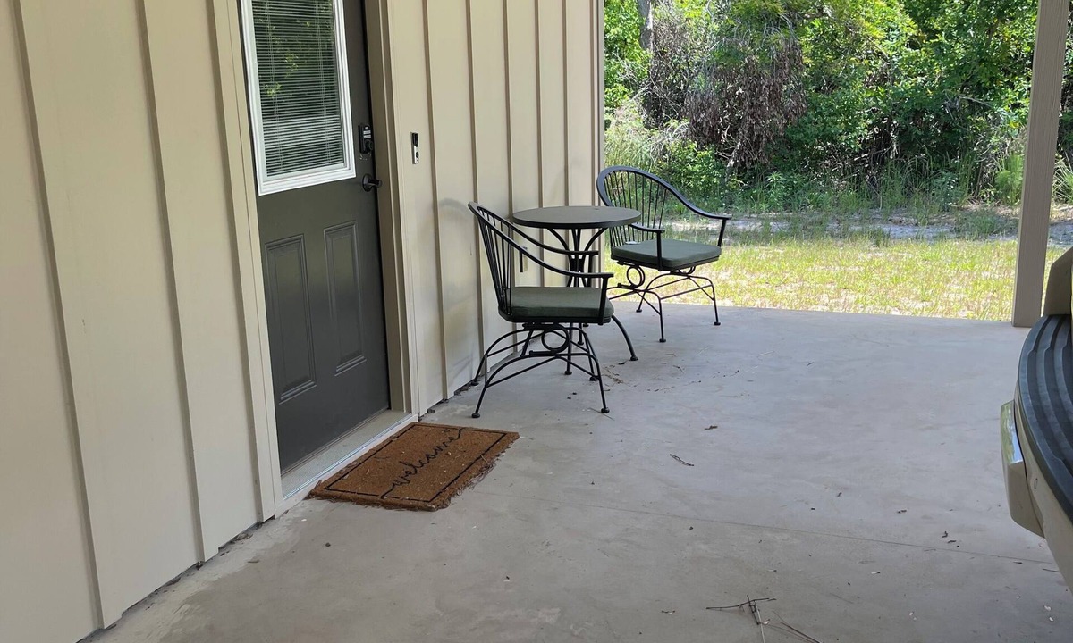 Douglas House | New 3-bedroom house in beautiful Douglas with cool AC and warm heat
