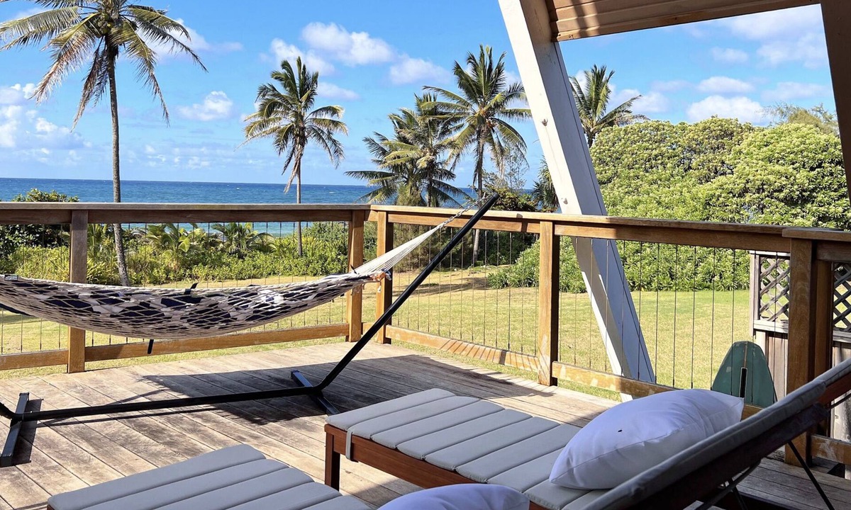 Anahola House | NEW 4BR Oceanfront Home with Hot Tub & Theatre