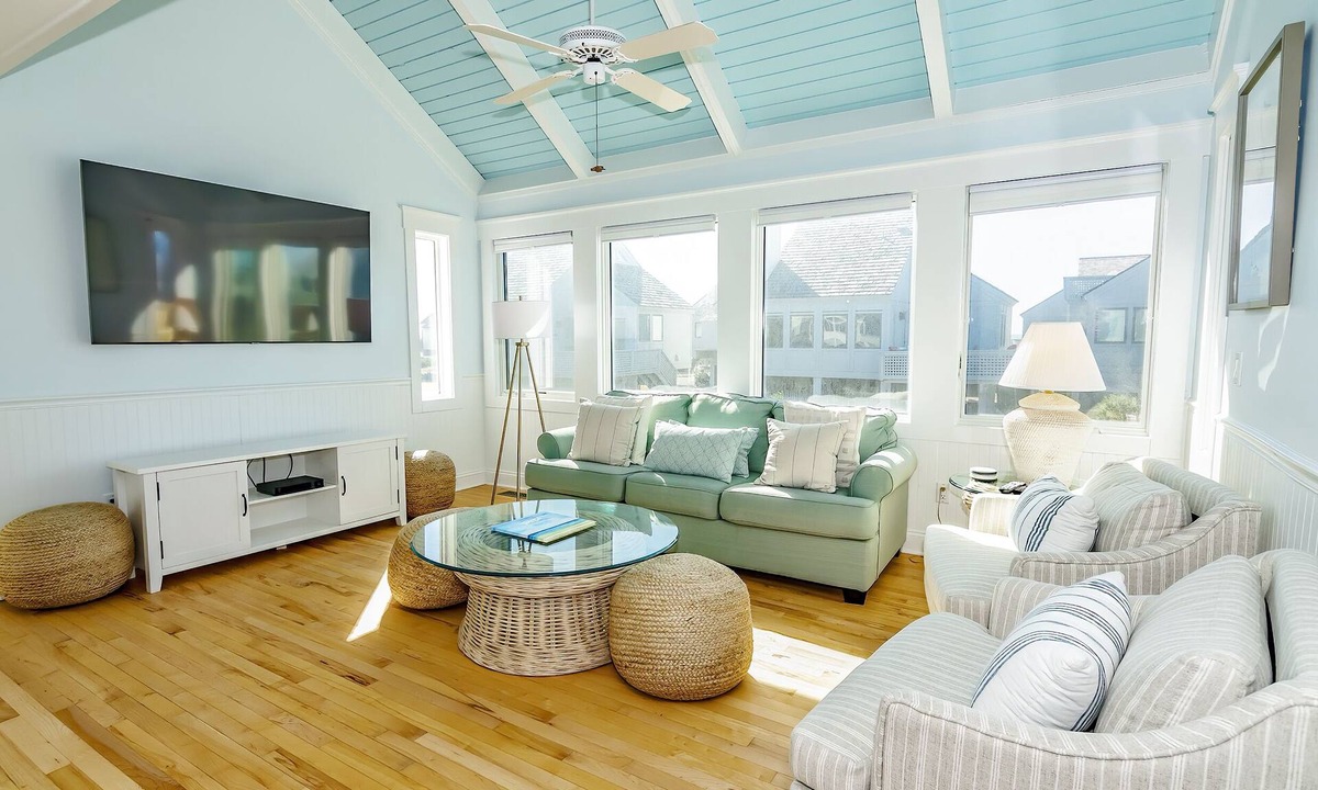The Hammocks Villa | Newly renovated 3 bedroom villa with new 6 pass golf cart; access to both clubs