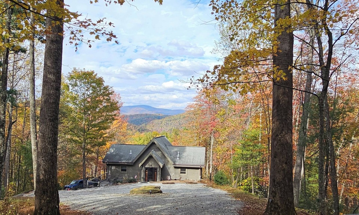 Ferguson Cabin | North Star Cabin in Leatherwood Mountains-private, peaceful & gorgeous view!