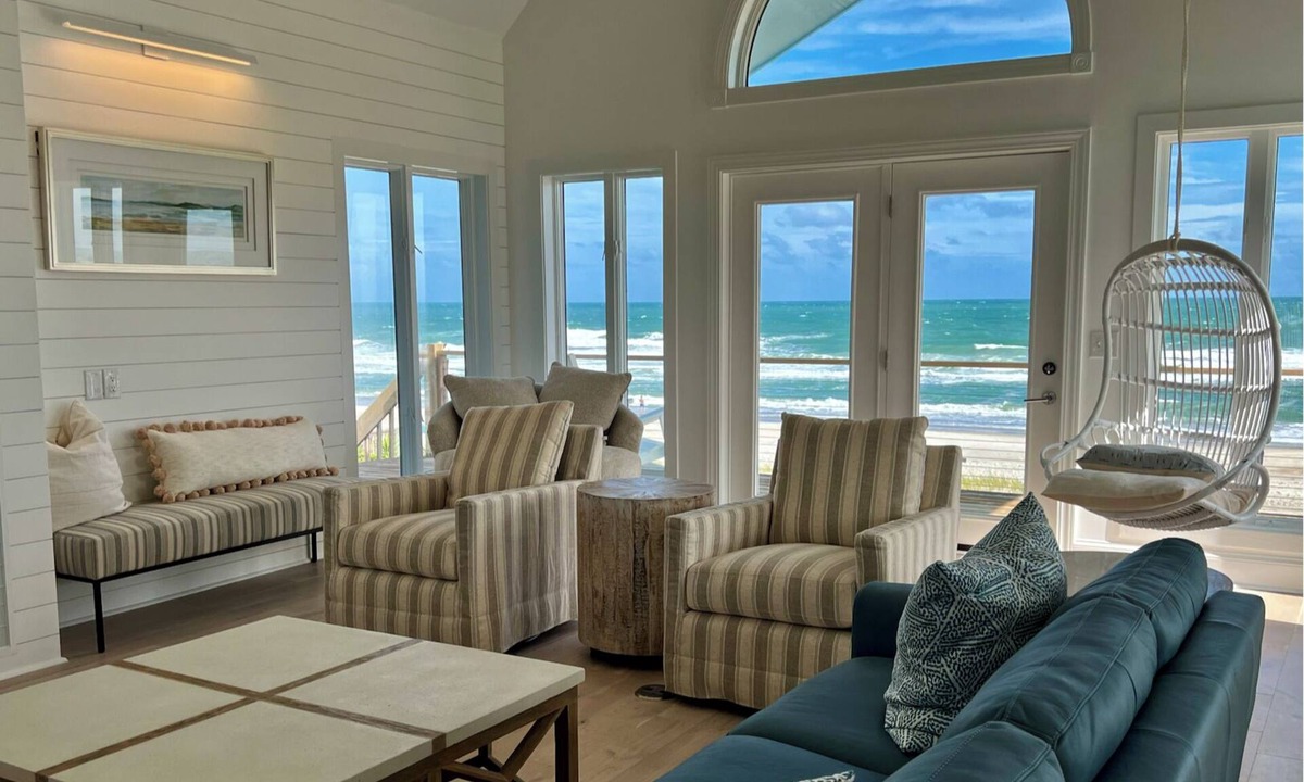 Emerald Isle House | Oceanfront 8 bedroom/sleeps 20 with large gathering and outdoor areas