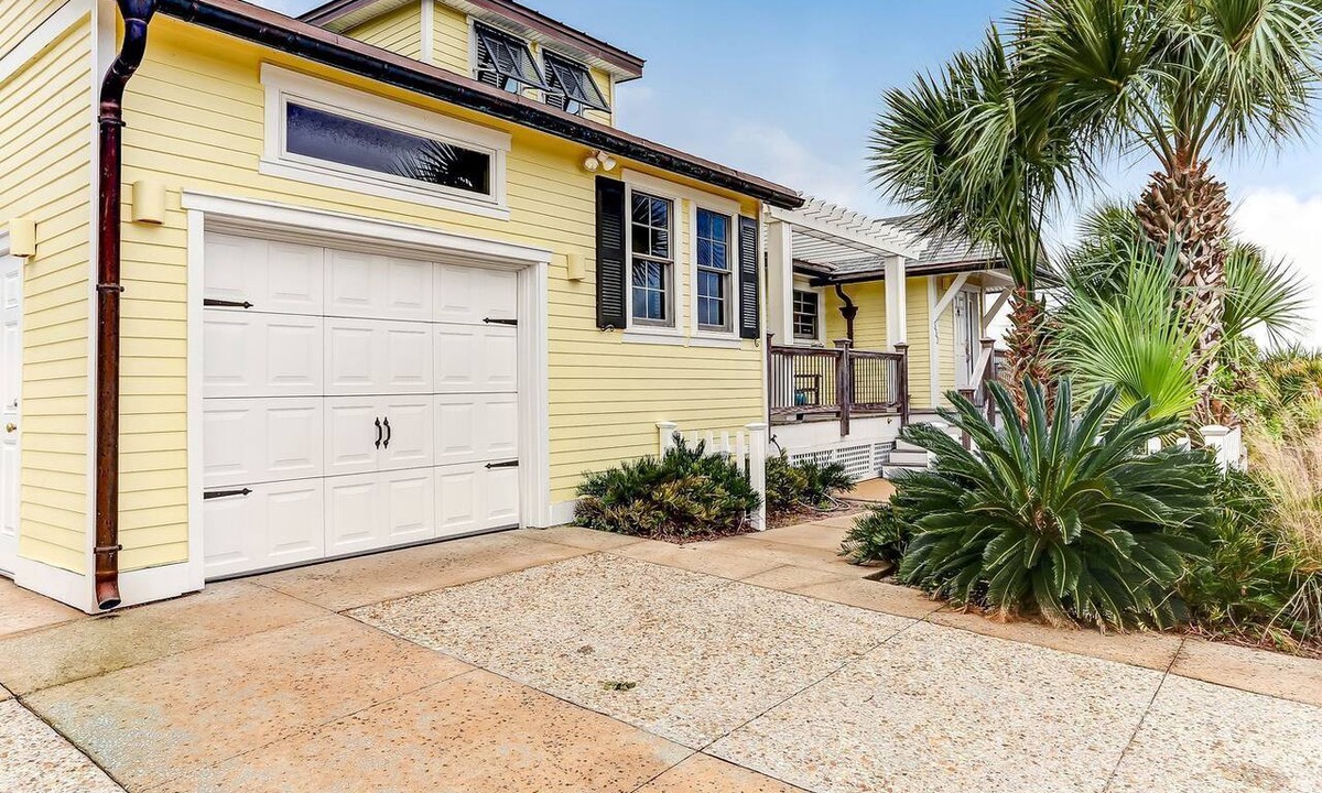 Fernandina Beach Cottage | Oceanfront Cottage with Ping Pong Table Incredible for Water Sports in Fernandina Beach, Florida