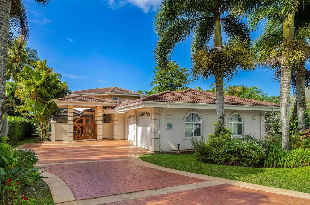 Princeville House | Ohana Kamalani