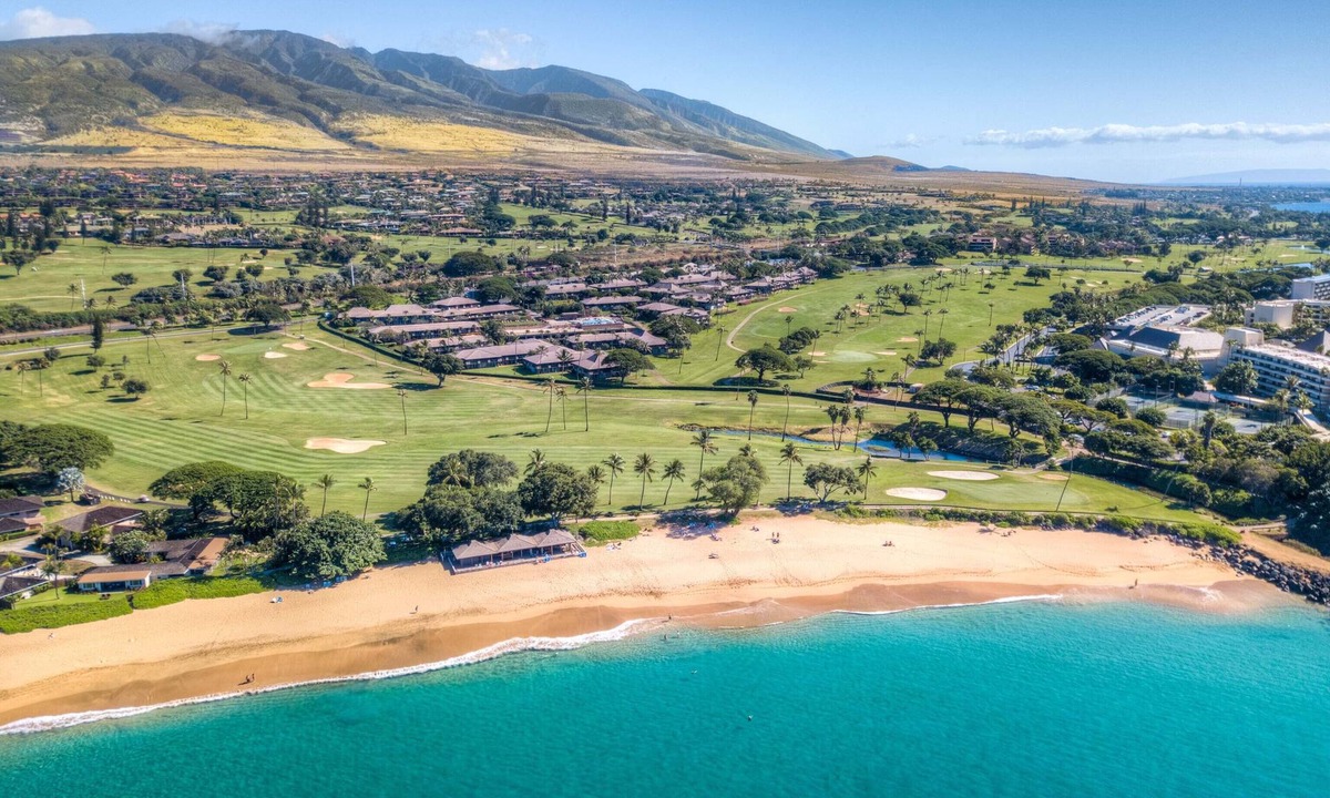 Kaanapali Resort | Paradise in Kaanapal at Black Rock 3Kn 1Qn bed see Maui updates.