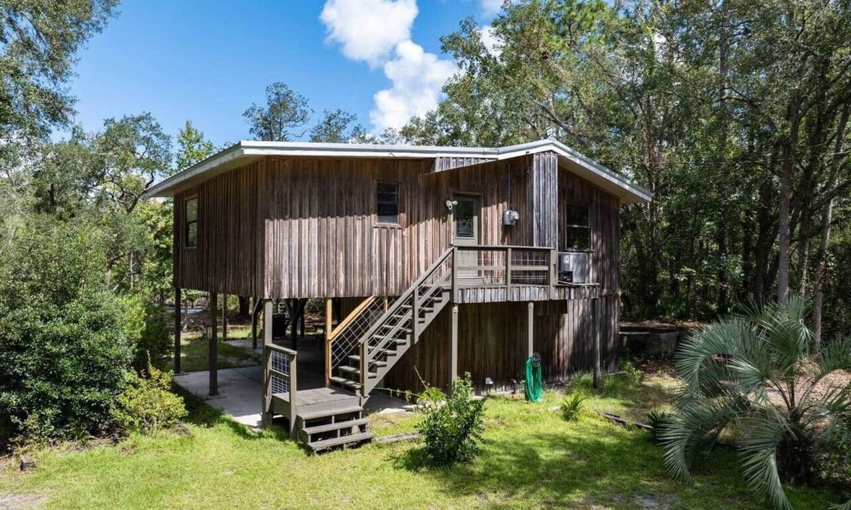 White Springs Cabin | Peaceful and Quiet Suwannee River Cabin