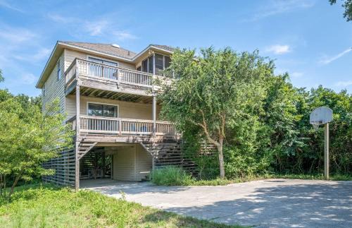 Duck House | Persimmon - Duck, Sanderling, Ocean View, 65 Yds to Beach, Community Pool, Tennis, Flex Stays