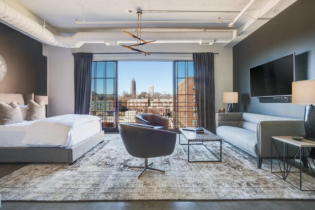 Old Fourth Ward Apartment | Ponce City Market - Edison Loft by Atlanta Luxury Rentals