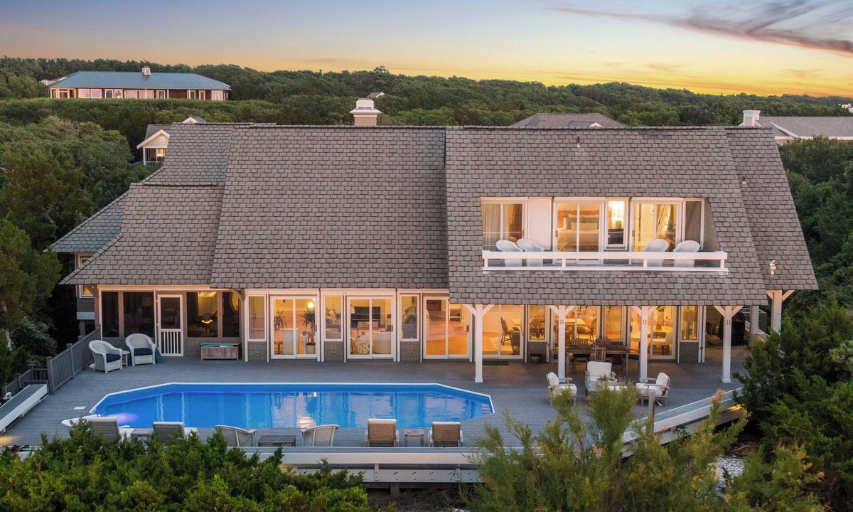 West Beach House | Poolside Paradise is luxury vacationing! Enjoy beautiful sunsets