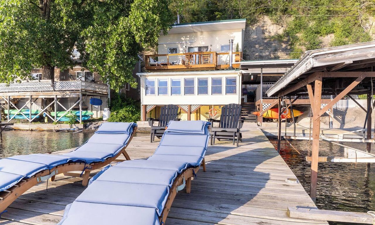 King Ferry Cottage | Private Cayuga Lakefront Retreat - Comfort focused, lakefront outdoor paradise