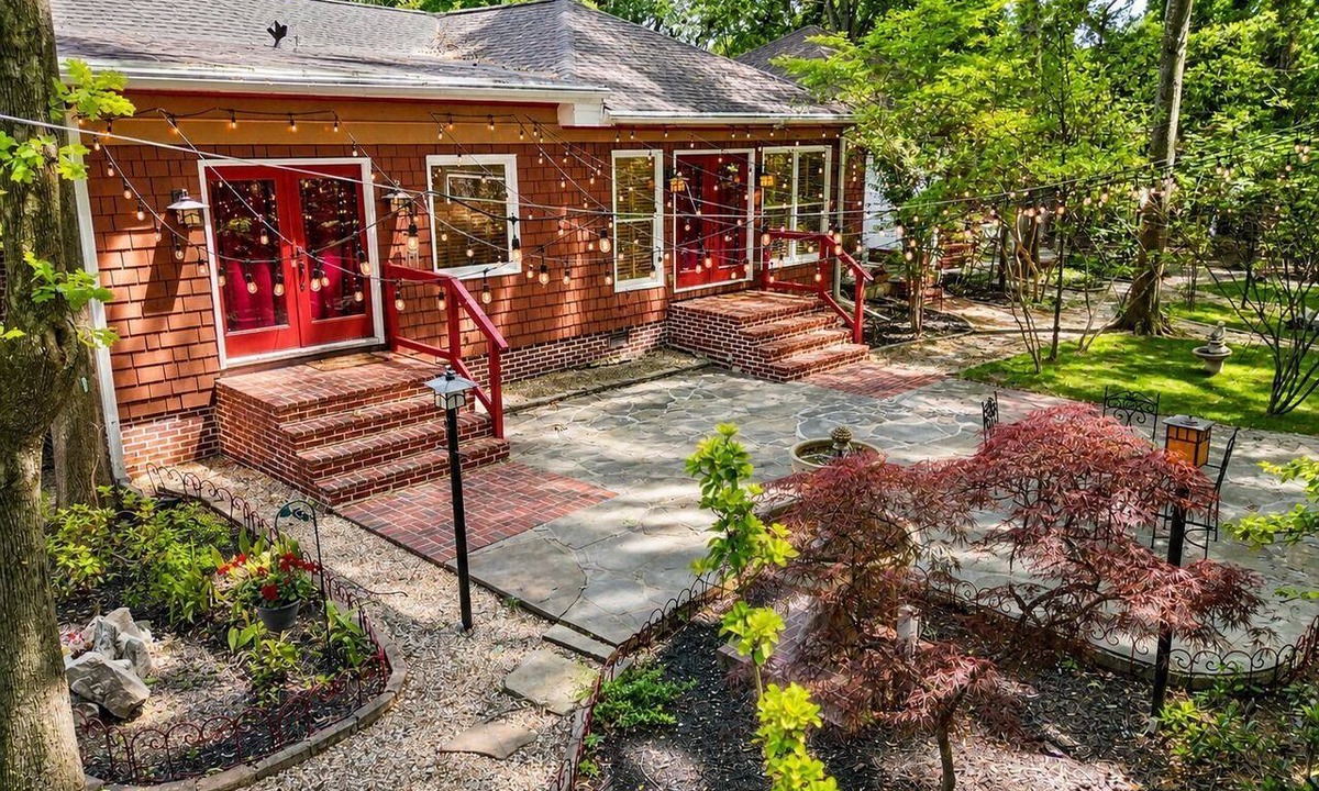 Westside House | Private Oasis 5 bedroom close to everything in Downtown Atlanta