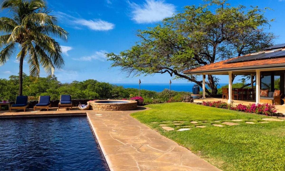 Kamuela House | Reduced Rate - Incredible Ocean-View Home at Mauna Kea Resort