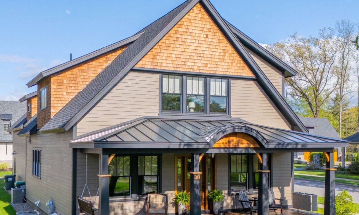 Saratoga Springs House | Relax, Work, or Play — Your Saratoga Springs Retreat for the Track Season!