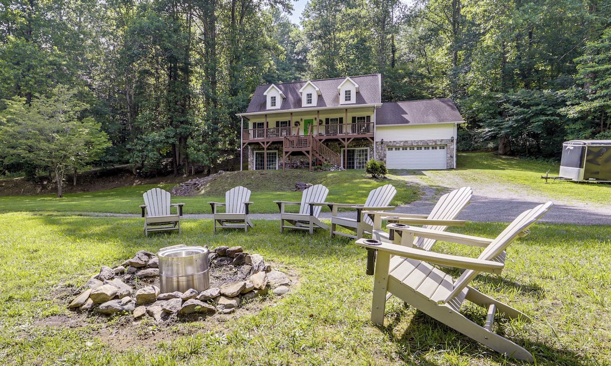 Cruso House | Riverfront Home w/Mtn Views, Near Blue Ridge Pkwy