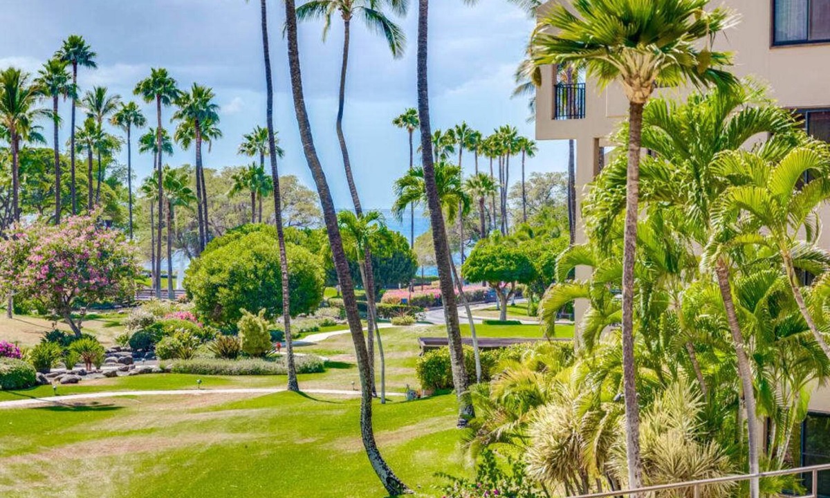 Kihei Condo | Roomy West Maui Suite w/Cool Tile Floors, WiFi, Full Kitchen–Kamaole Sands 3205