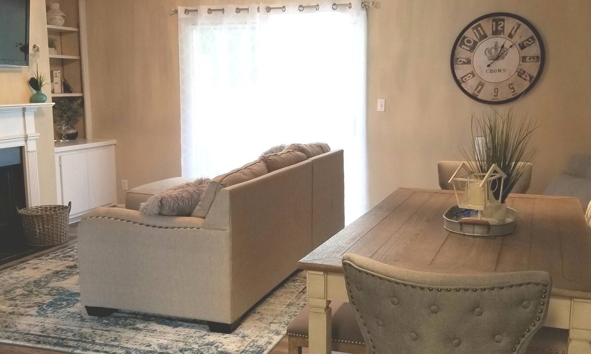 Saint Simons Heights Condo | Short stay or winter away - this is the place for you!