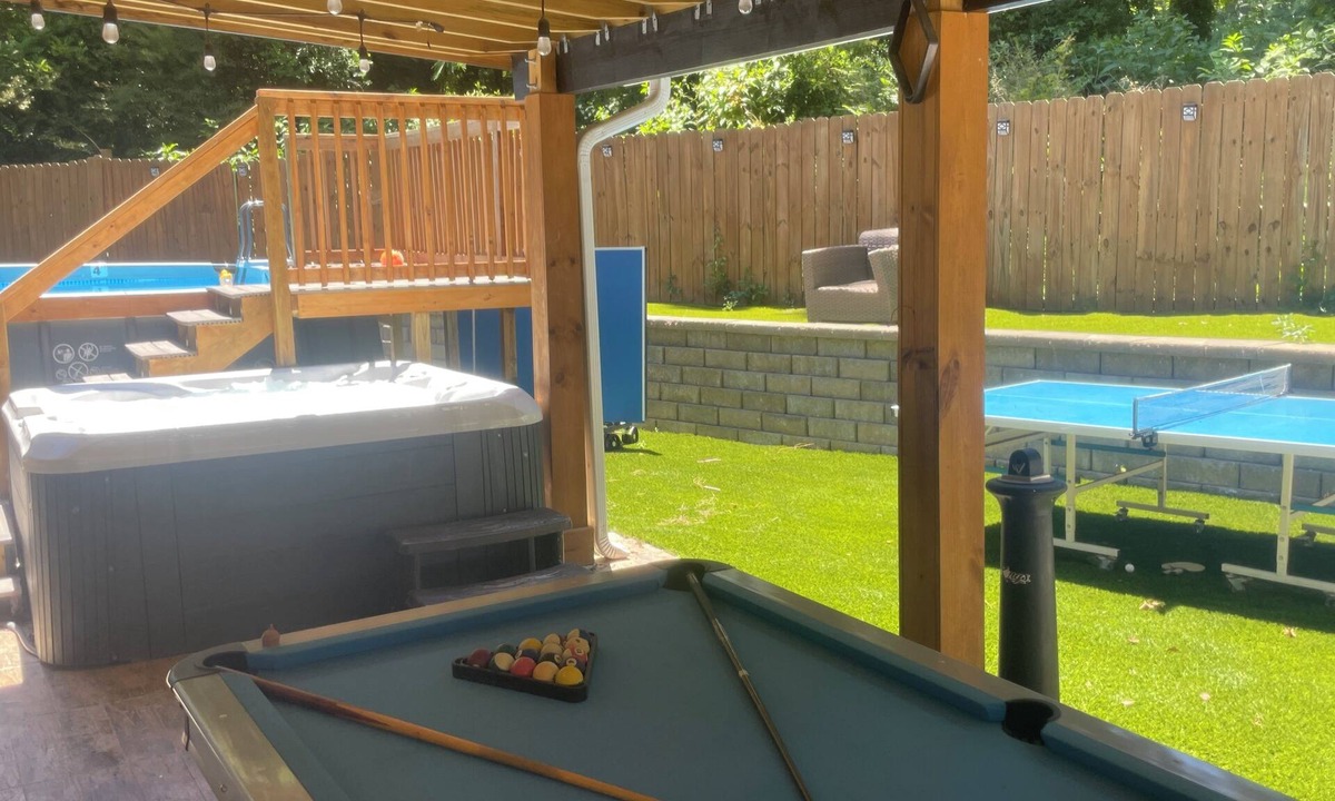 Church Street House | Sleeps 16, 7BR, 9 Beds, Pool & Hot Tub, Game Activities, 5 Miles to Airport