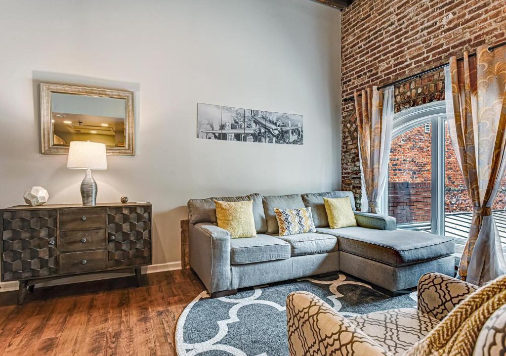 Historic District - North House | Social on Congress