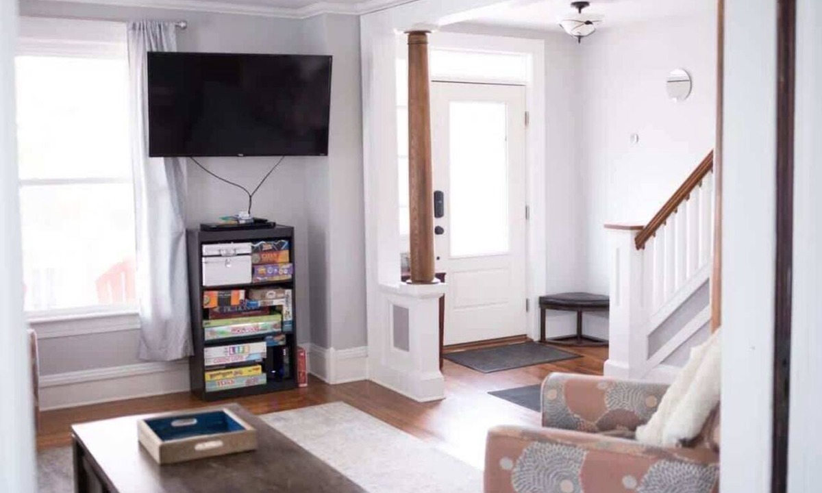 Western Gardens House | Spacious Cityside House w/Game Room & Fire Pit