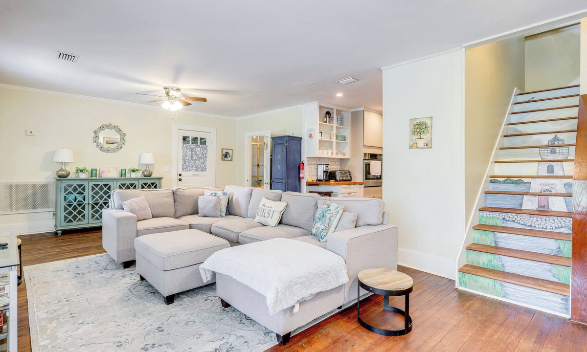 St. Marys House | St. Marys Chic: Porch Living & Total Walkability!