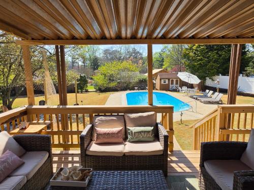 Stone Mountain House | Summer Escape with a Private Pool Perfect for Families, Spacious, Great Location