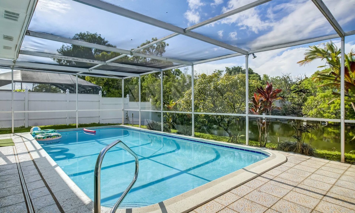 Sunrise Villa | Sunrise Family Haven: Private Pool & Scenic Vistas