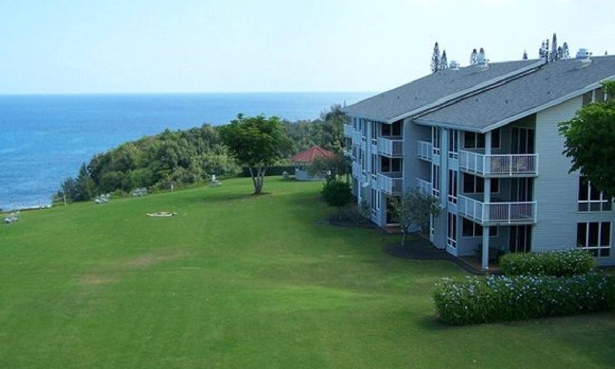 Princeville Apartment | The Cliffs at Princeville by VRHost