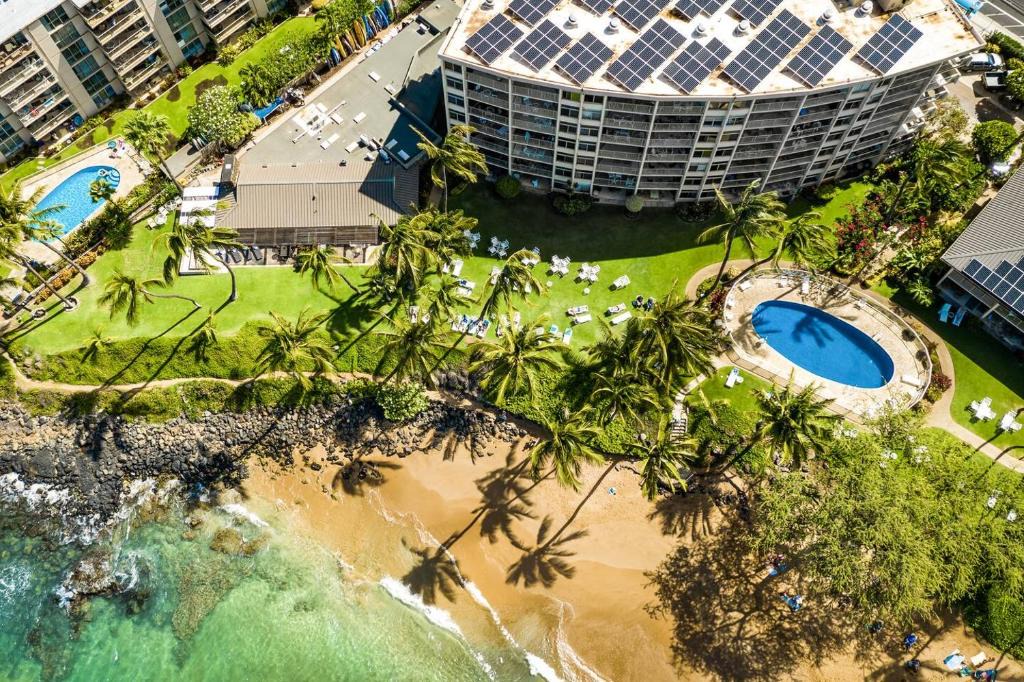 Kihei Resort | The Hale Pau Hana