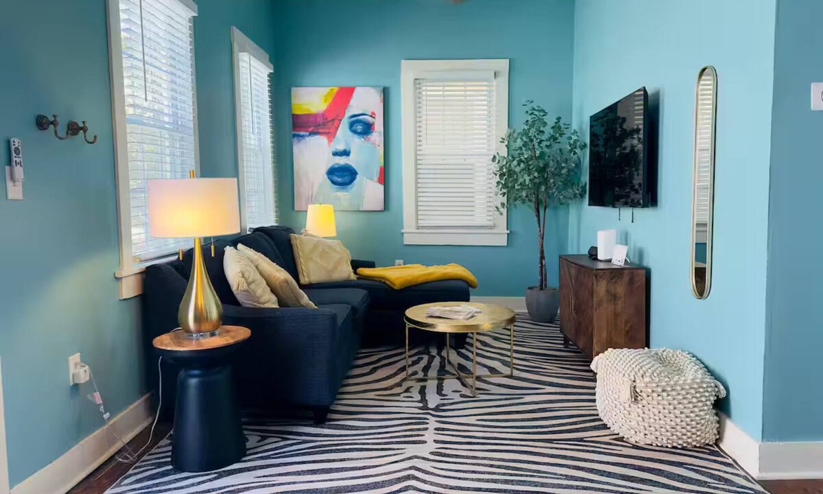Savannah Victorian District House | The Painted Lady - South Historic District