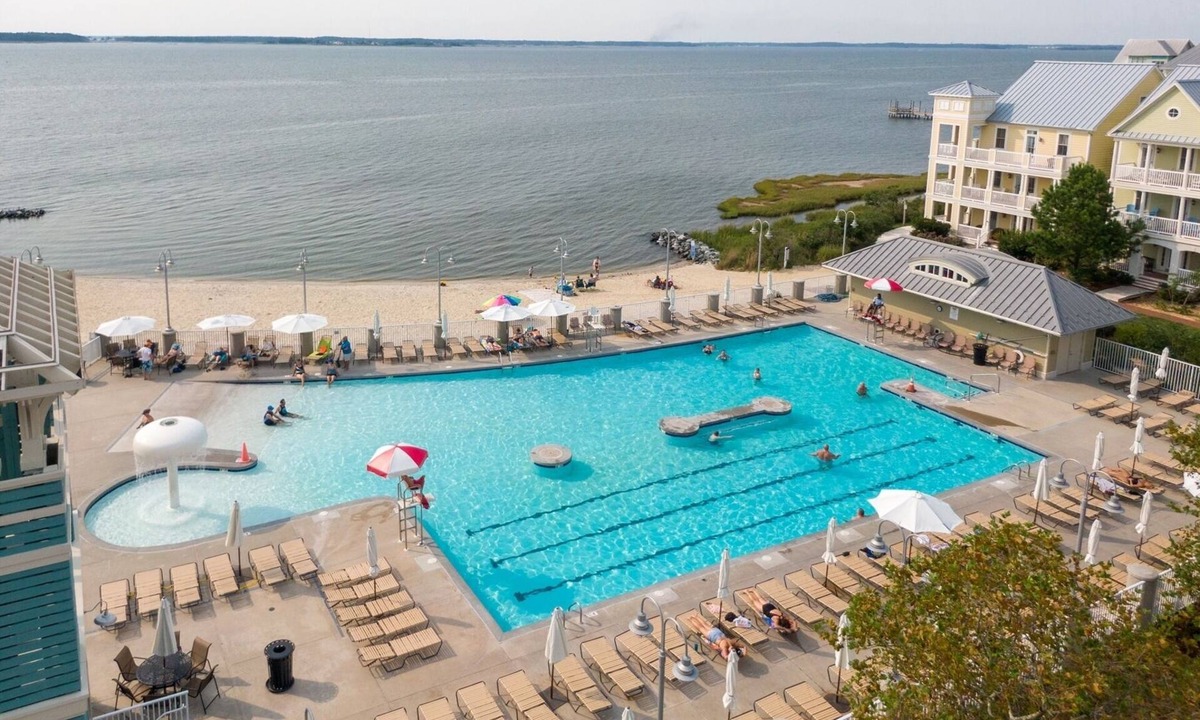 Sunset Island Condo | Top Floor w/water views, Free Linens & Towels! 2 POOLS, Beach Chairs/Beach Cart!