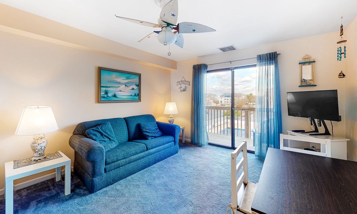 North Ocean City Condo | Two-level condo with balcony, AC, pool & dock - blocks to beach/Northside Park