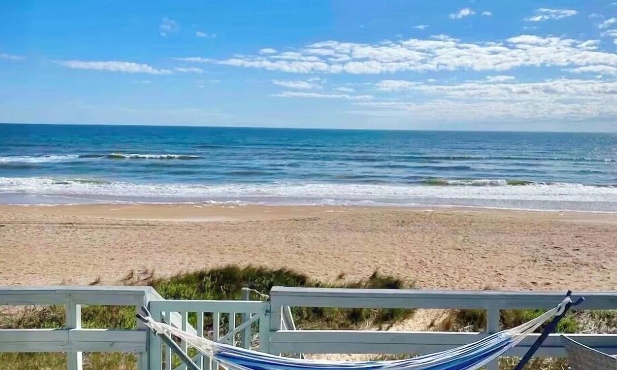 South Ponte Vedra Beach House | ☀️Ultra Private Direct Beachfront Home🌴Just 11 Steps to Sand🐚3 KINGS possible👑