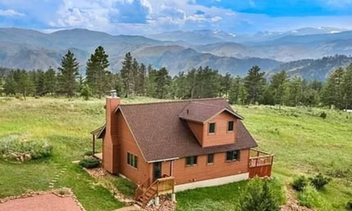 Glacier View Meadows House | View-worthy wilderness retreat with cozy fireplace