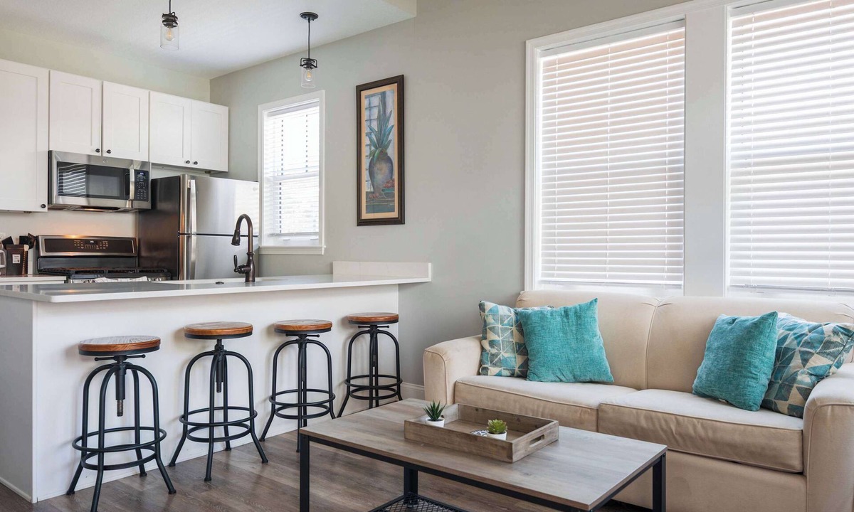Lincolnville Apartment | Villa Mojito Unit B in Historic Downtown