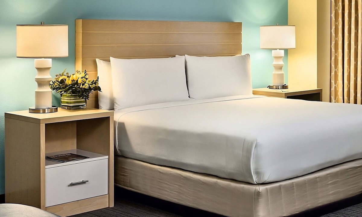 Gwinnett Place Hotel | Your Home Away From Home! 4 Family-Friendly units w/Kitchen. Free Parking