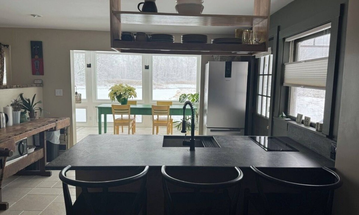 Great Barrington Apartment | Zen Riverfront studio w/Spa steam shower, wood stove, SKI Catamount/Butternut
