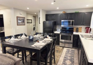 112 m² Condo ∙ 3 bedrooms ∙ 11 guests