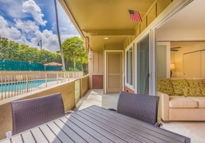 2 Bedroom Kapaa Condo with Pool and AC 115