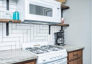 Downtown Atlanta City View Condo