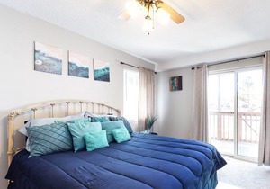 Ground-Floor Condo with Shared Pool, WiFi, W/D, Central AC - Close to Everything