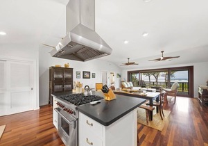 Hale Koaniani - a 3br/2.5ba beach front home in Ha'ena