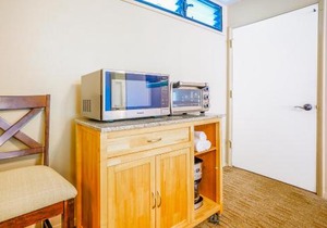 Hale Moi 102B