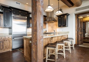 Last-Minute Savings! Penthouse with Ski-in/Ski-out Access and Private Hot Tub!