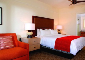 Marriott Waiohai Beach Club: luxury 2 bedroom on Poipu Beach oceanfront resort