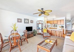 "Sea Haven: Oceanfront Getaway with Breathtaking Views at Wailua Bay View 305!"