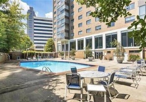 Spacious 2 Bed Condo with City View